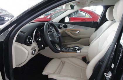  Xử lý xe Mercedes C200 bị lỗi cửa thế nào?